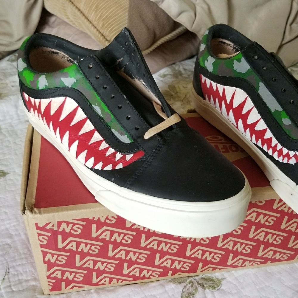 Custom bape vans